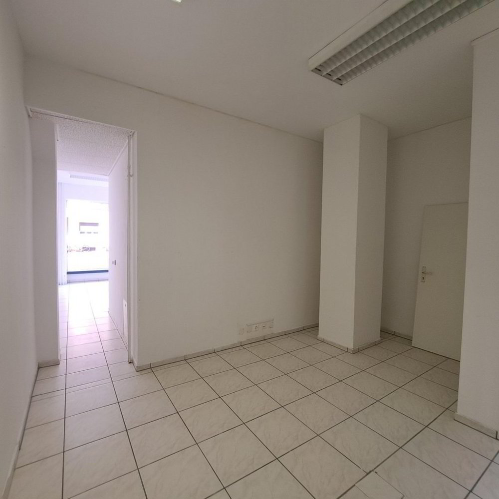 null rooms Office & Commercial for rent in Basilea - image 1/6