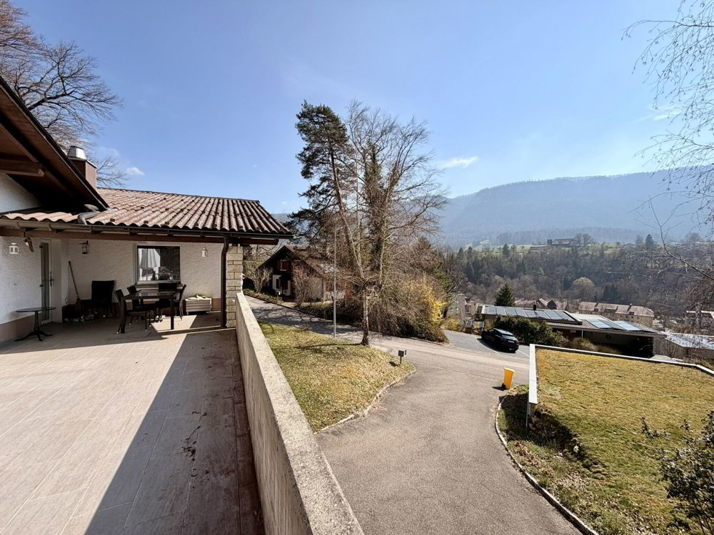 5.5 rooms House to buy in Moutier - image 1/11