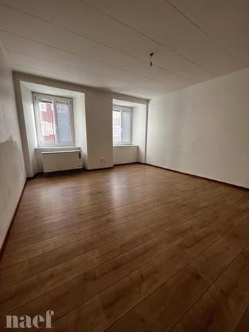 3 rooms Apartment for rent in La Chaux-de-Fonds - image 1/8