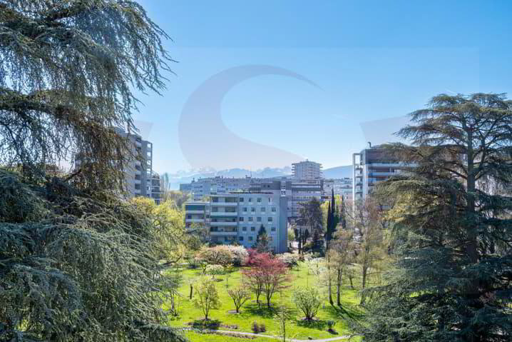 Appartement 5 pièces à louer à Cologny - image 1/10