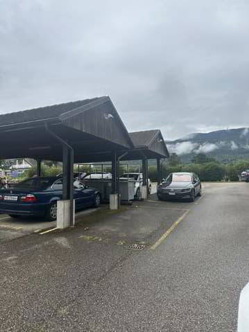 null Zimmer Parkplatz, Garage zum verkaufen in Chéserex - Bild 1/1