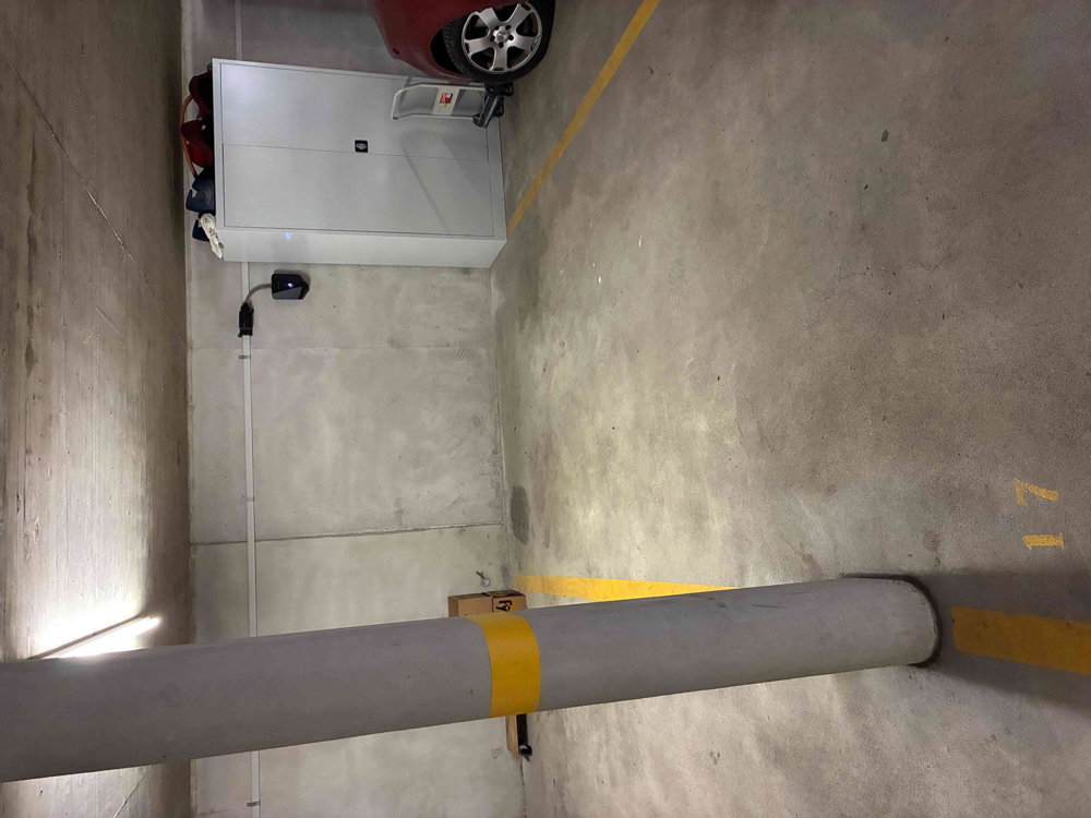 Parcheggio, garage di null locali in affitto a Neuchâtel - immagine 1/2