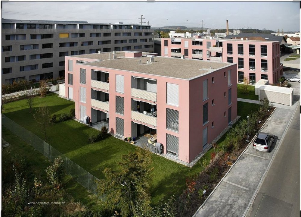 null rooms Car park, garage for rent in Winterthur - image 1/2