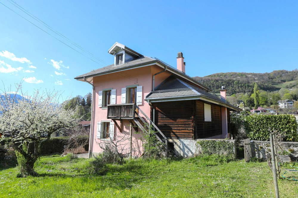 Maison 8 pièces à acheter à Bex - image 1/12