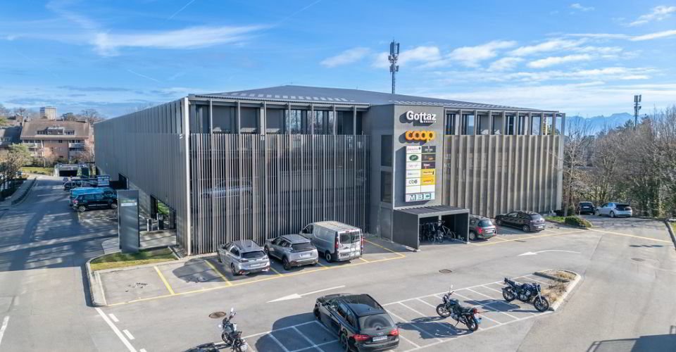 null rooms Office & Commercial for rent in Morges - image 1/7