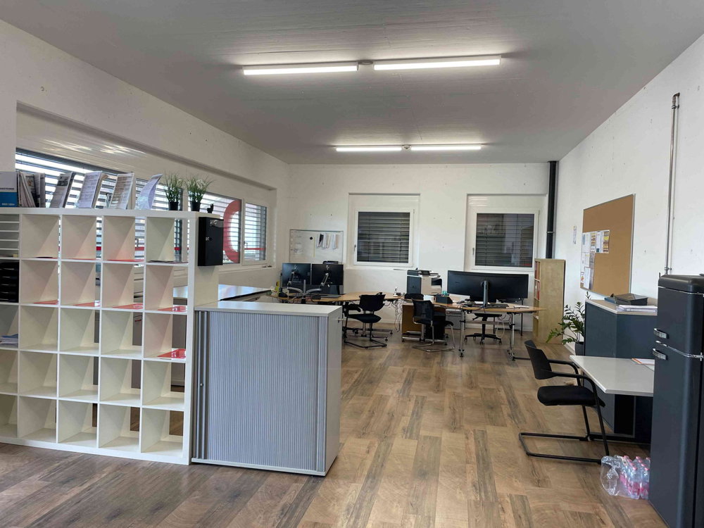 1 Zimmer Büro zu vermieten in Sempach - Bild 1/2