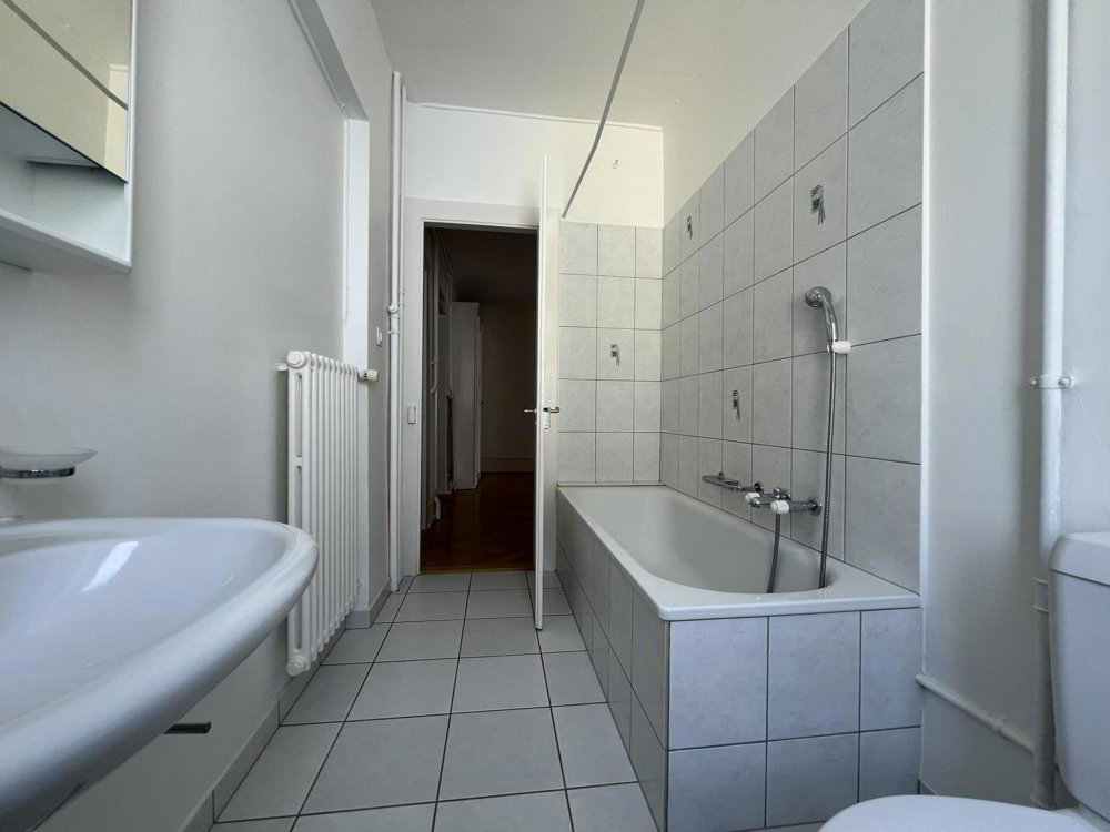 Appartamento di 3 locali in affitto a La Chaux-de-Fonds - immagine 1/7
