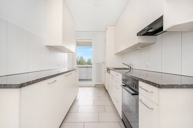 4 rooms Apartment for rent in Aarau - image 1/1