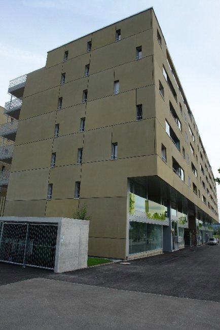 4 rooms Apartment for rent in Opfikon - image 1/1