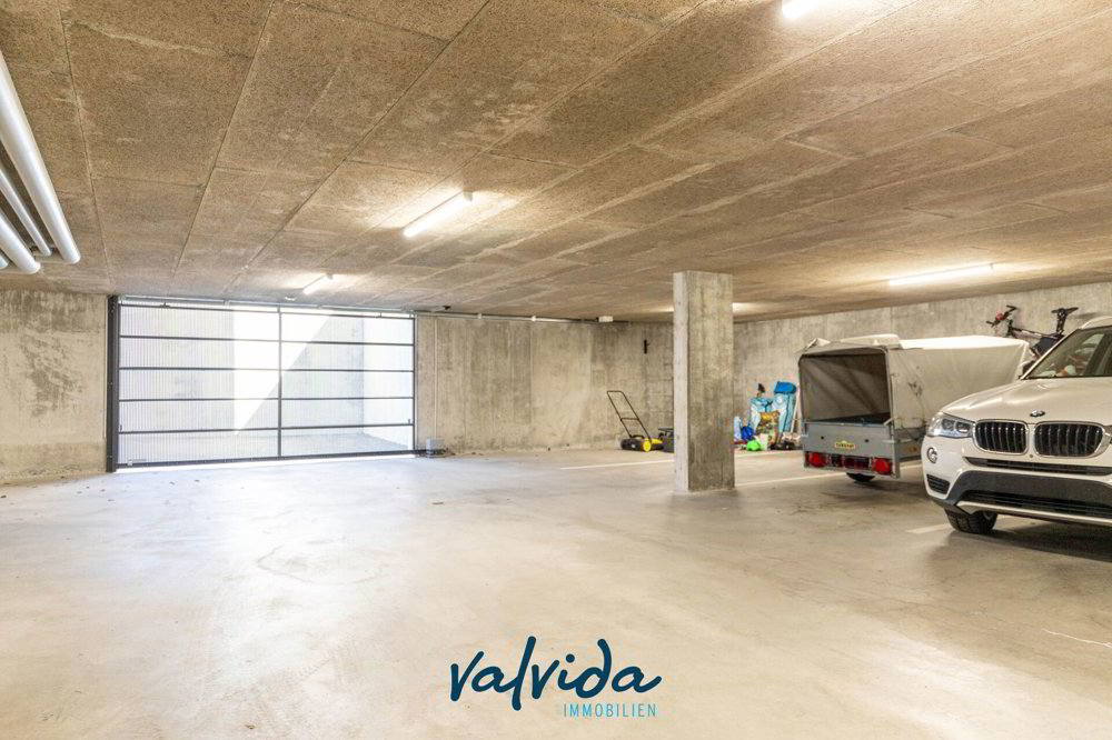 Parcheggio, garage di null locali in vendita a Susten - immagine 1/3