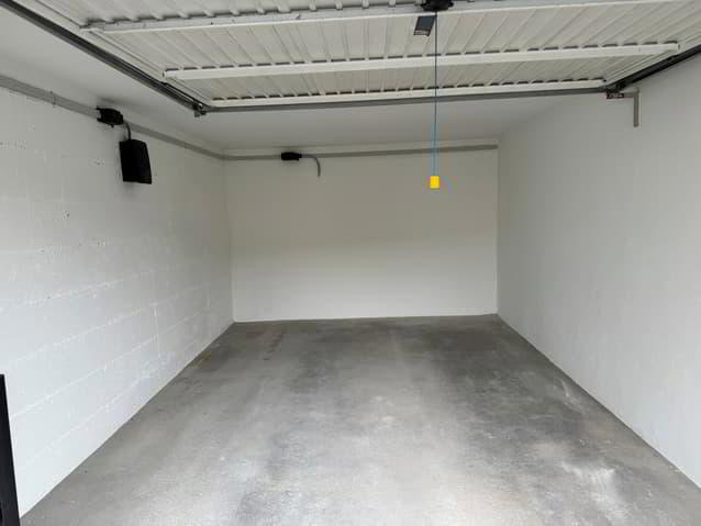 Parcheggio, garage di null locali in affitto a Vevey - immagine 1/3