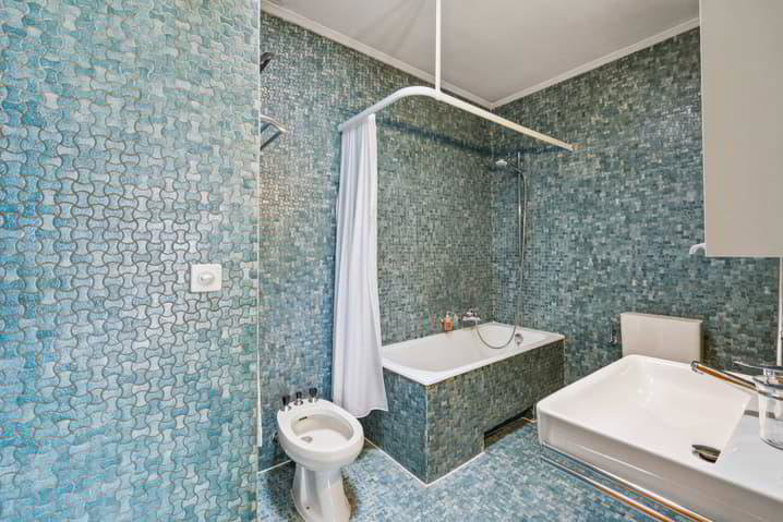 Maison 8.5 pièces à acheter à Ollon VD - image 1/13