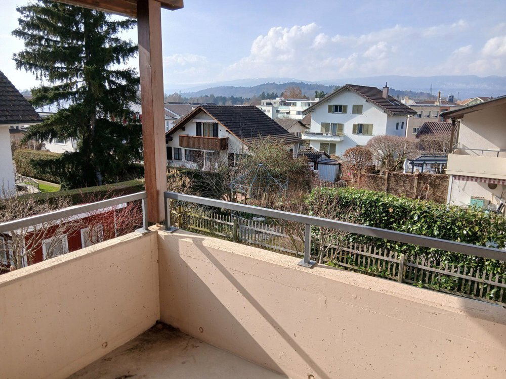 Casa di 4 locali in affitto a Busswil BE - immagine 1/9