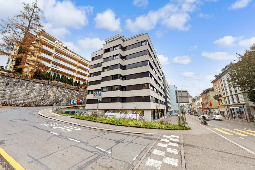 Appartement 3 pièces à louer à Lucerne - image 1/8