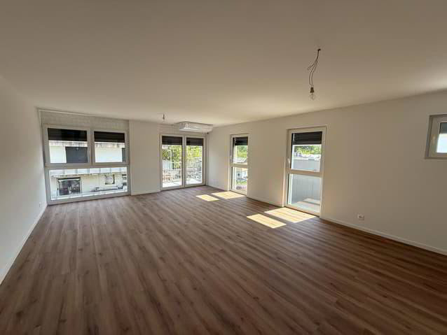 Surface administrative/bureau avec balcon lot 31 dans projet neuf à... - Ansicht 2