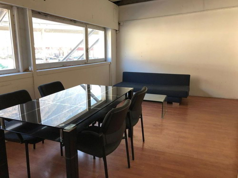 null rooms Office & Commercial for rent in Villeneuve VD - image 1/9