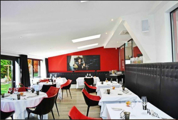 Ufficio & Commercio di null locali in vendita a Villars-sur-Glâne - immagine 1/4
