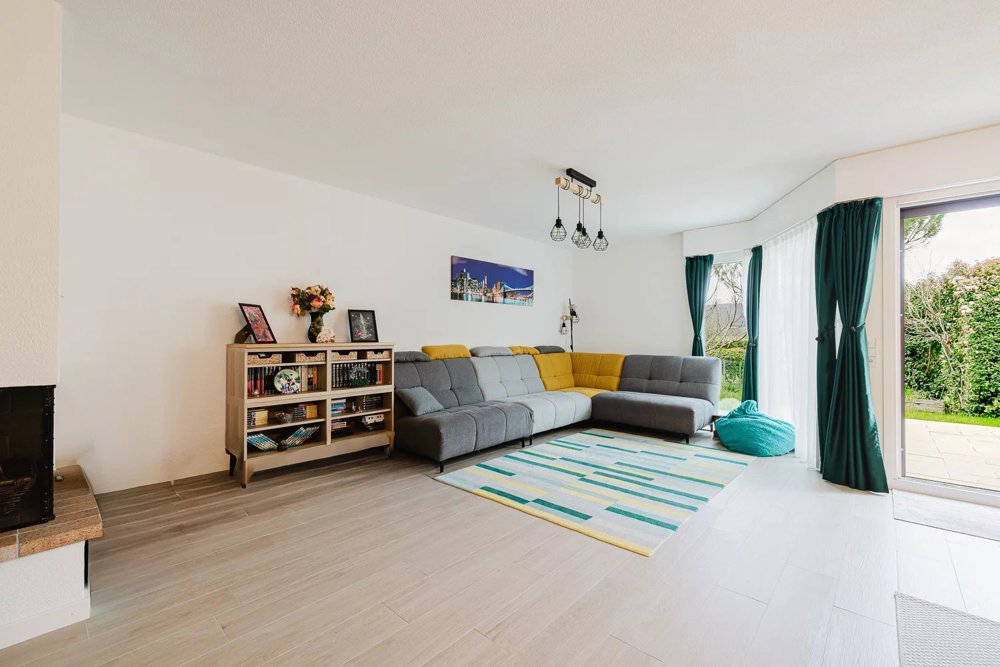 6 rooms House to buy in Bogis-Bossey - image 1/10
