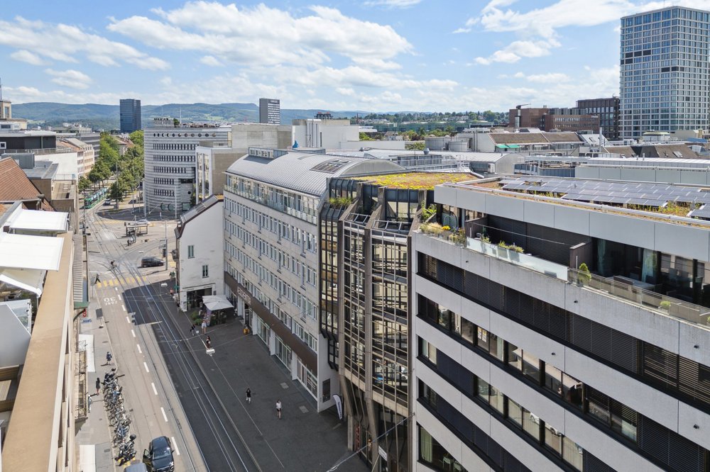 null rooms Office & Commercial for rent in Bâle - image 1/10