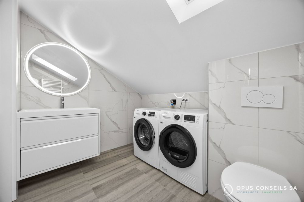 4.5 rooms Apartment to buy in Prilly - image 1/15