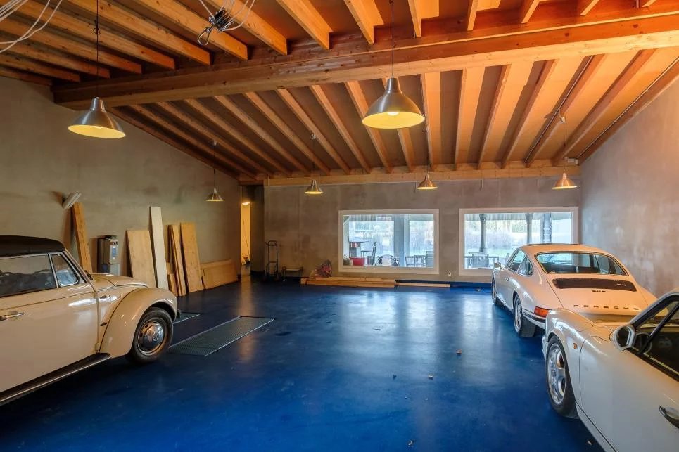 14 rooms House to buy in Anières - image 1/8