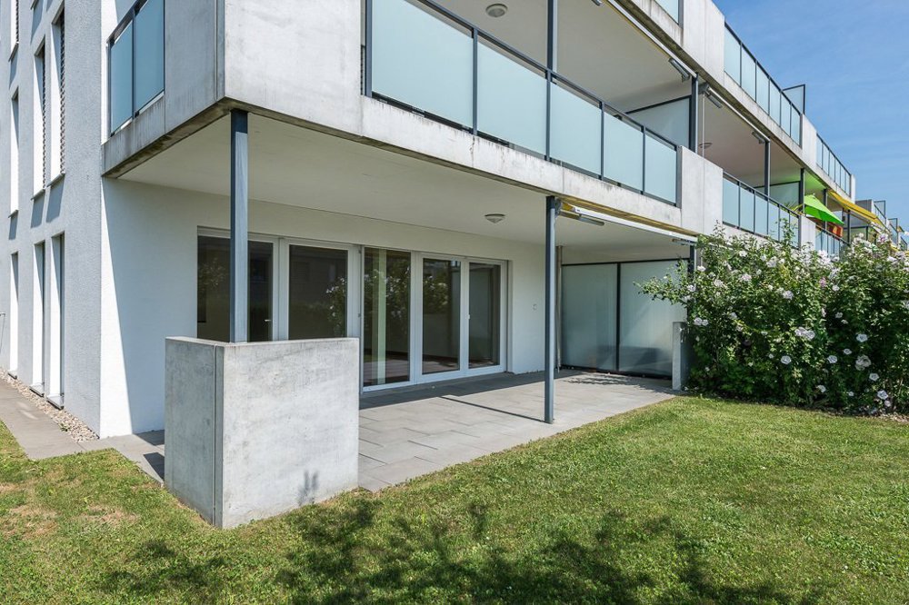 Appartement 3 pièces à louer à Romanshorn - image 1/11