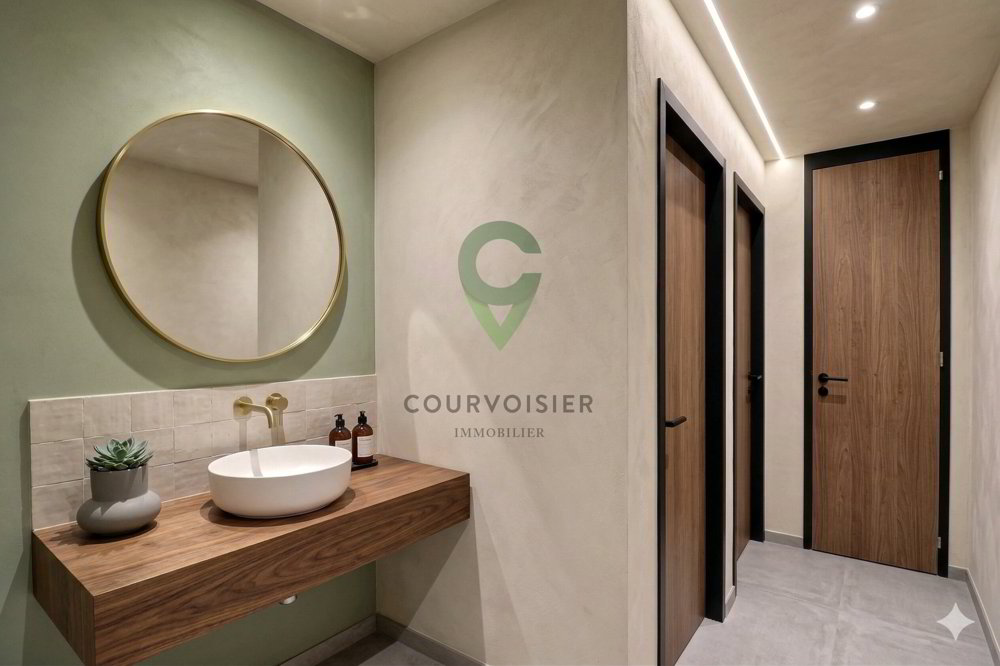 Bureau de 11 pièces en vente à zone - 376 m² - Mehr
