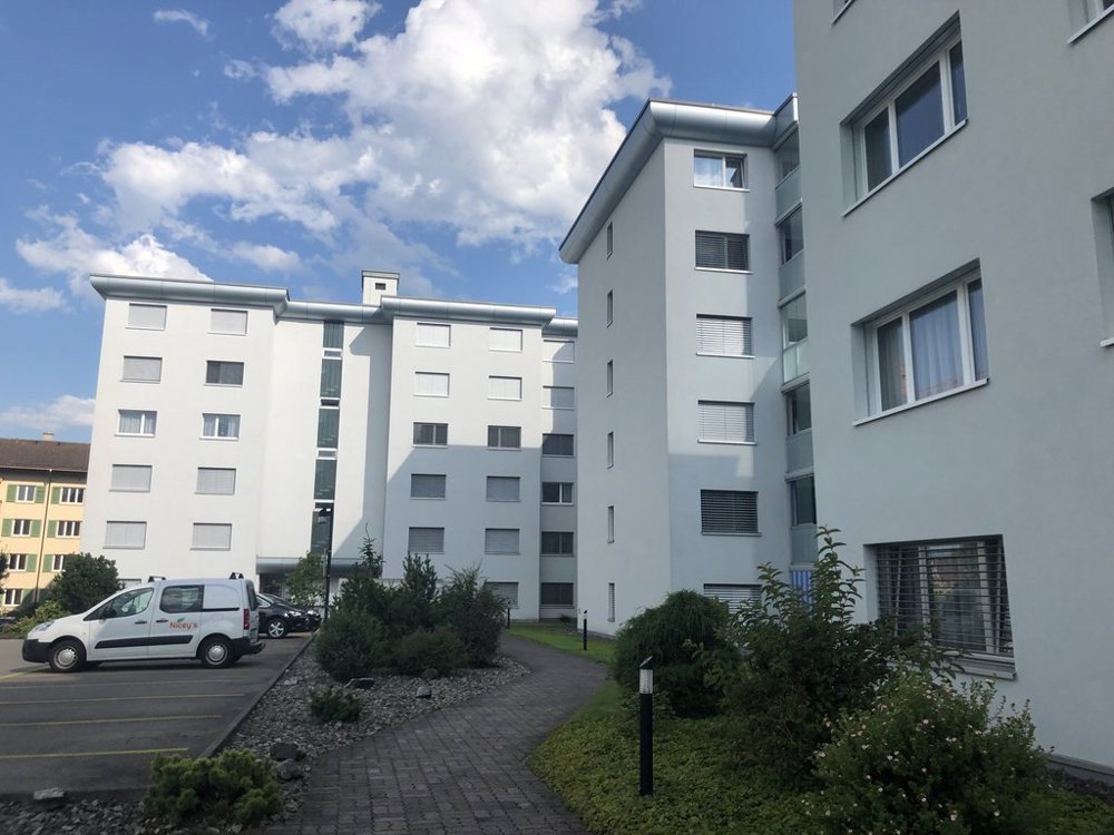 null Zimmer Parkplatz, Garage zu vermieten in Kriens - Bild 1/1