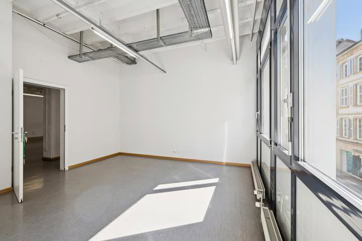Bureau & Commerce null pièces à louer à Yverdon-les-Bains - image 1/12