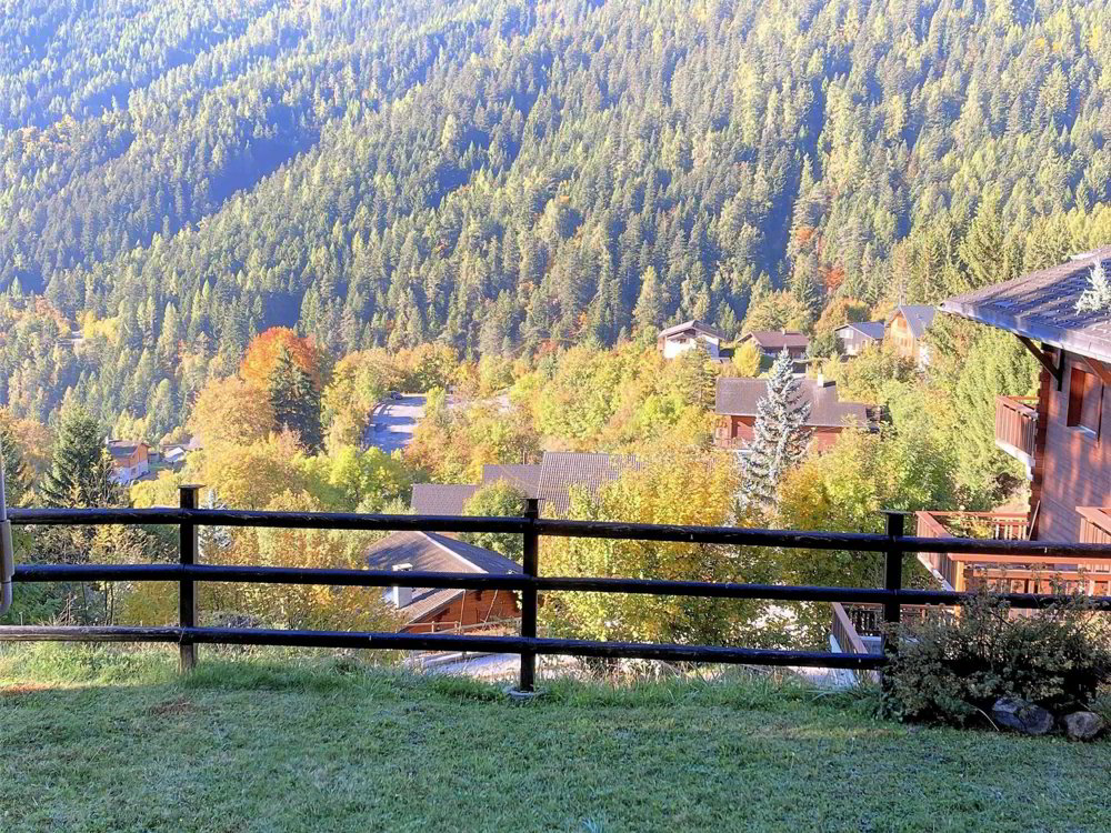 4 rooms Apartment to buy in Ovronnaz - image 1/2