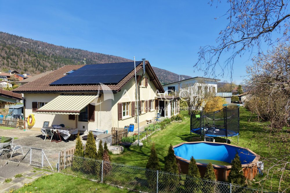 Maison 5.5 pièces à acheter à Courtelary - image 1/14
