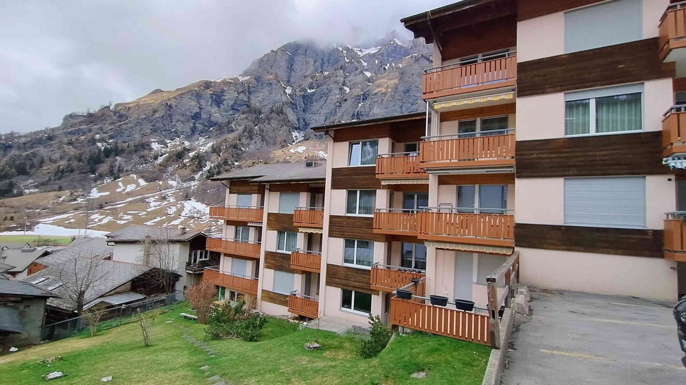 Appartamento di 2.5 locali in vendita a Leukerbad - immagine 1/11