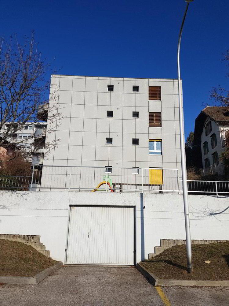 null rooms Car park, garage for rent in Neuenburg - image 1/1
