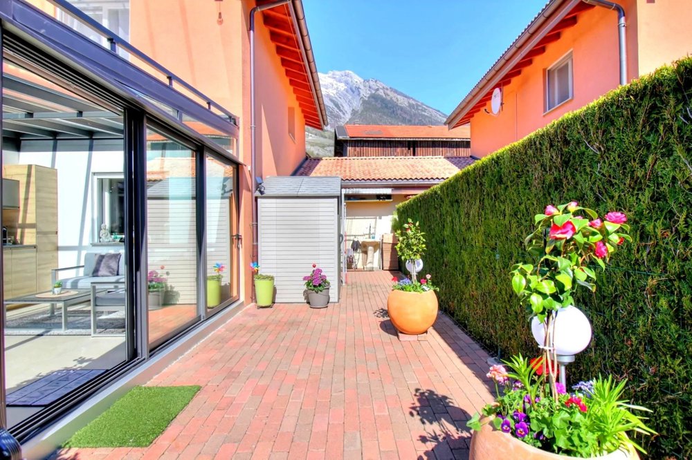Casa di 5 locali in vendita a Ardon - immagine 1/13