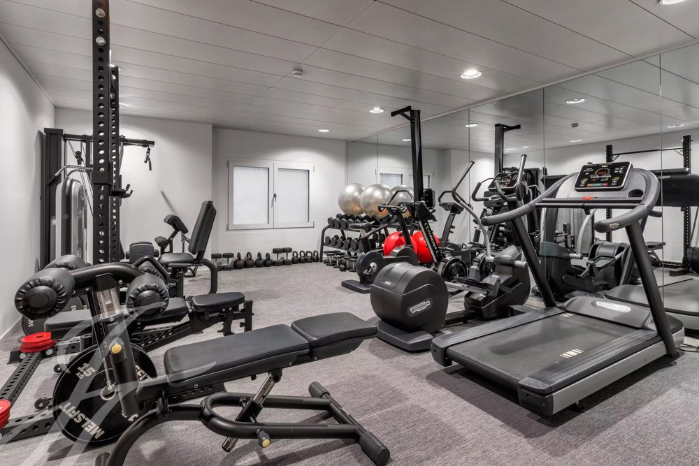 6 rooms Apartment to buy in Genève - image 1/13