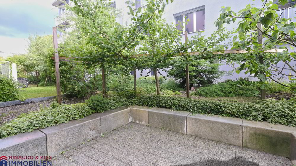 3 rooms Apartment to buy in Zürich - image 1/13