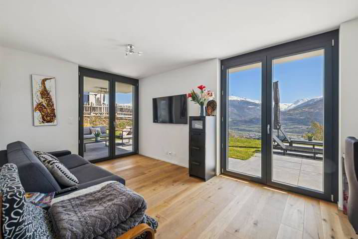 6.5 rooms House to buy in Savièse - image 1/10