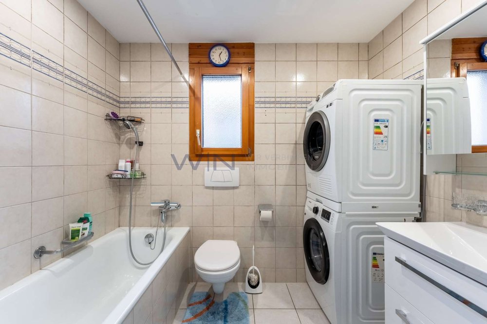 4 rooms Apartment to buy in Forch - image 1/10