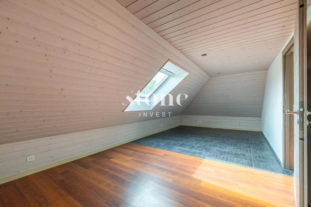 7 Zimmer Haus zum verkaufen in Vésenaz - Bild 1/12