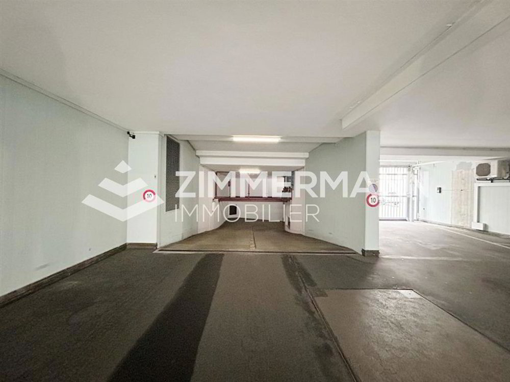 null Zimmer Parkplatz, Garage zu vermieten in Ginevra - Bild 1/3