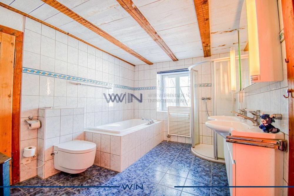 10.5 Zimmer Haus zum verkaufen in Luchsingen - Bild 1/9