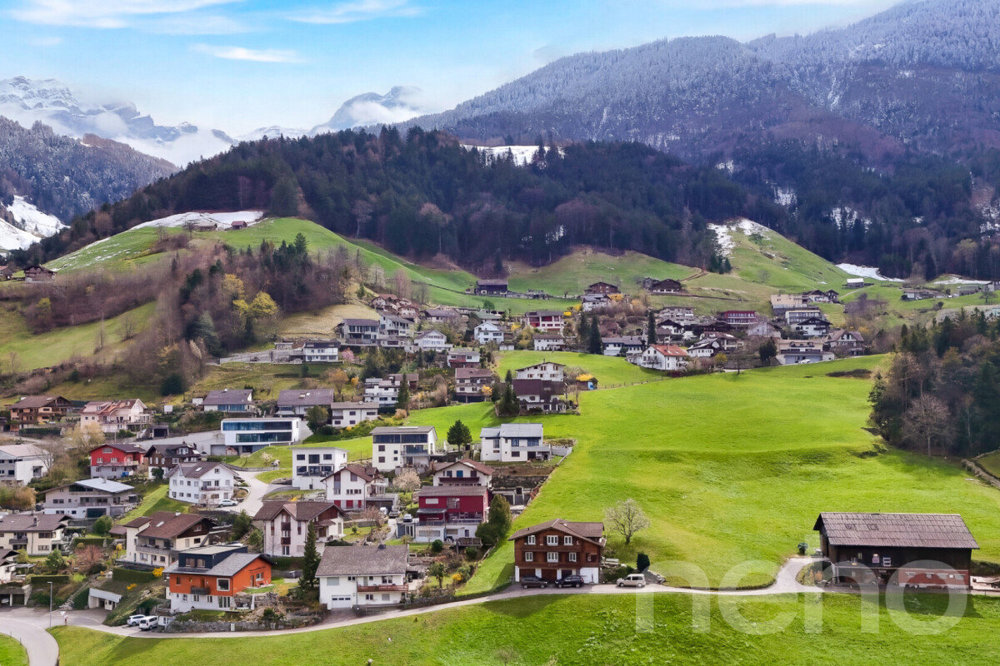7 rooms House to buy in Schattdorf - image 1/12