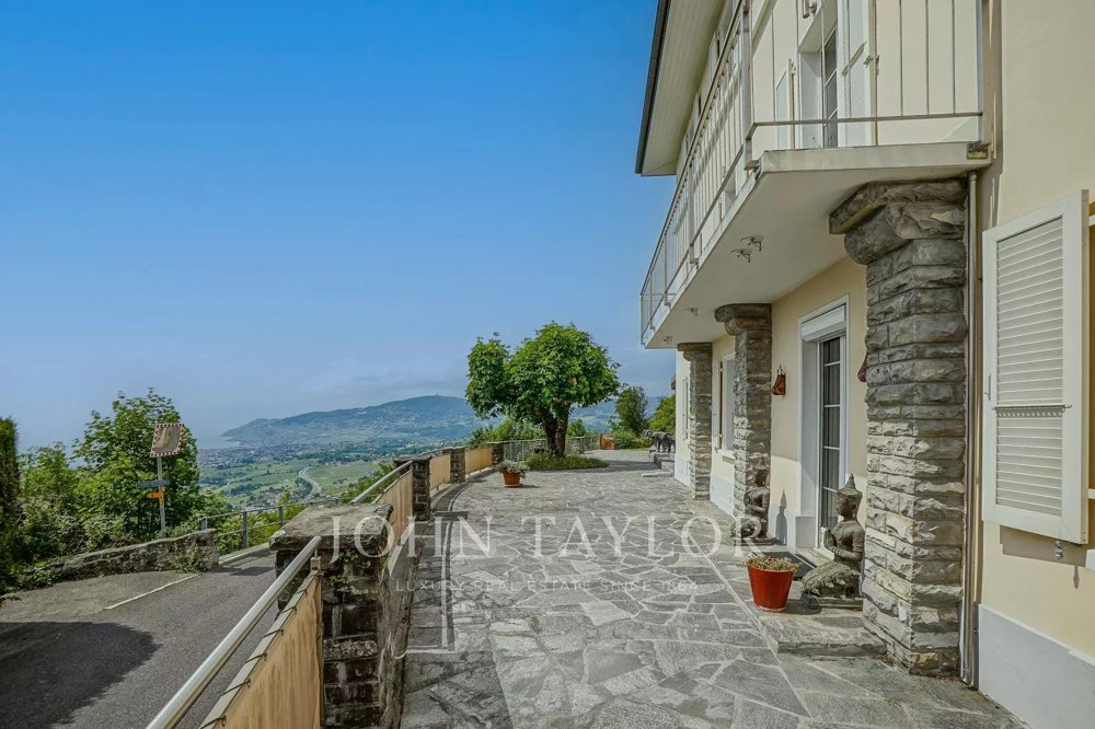 10 Zimmer Haus zum verkaufen in Montreux - Bild 1/11