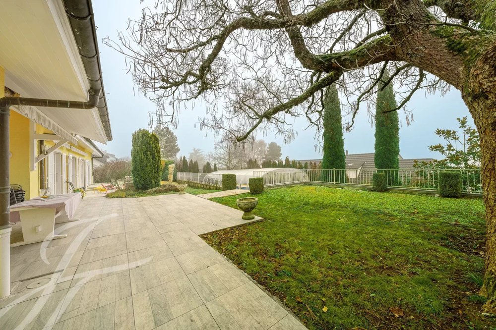 10 Zimmer Haus zum verkaufen in Borex - Bild 1/12