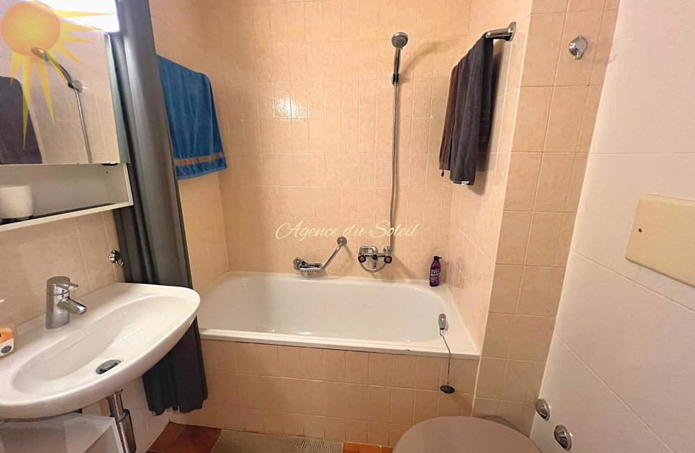 Appartement 3 pièces à louer à Crans-Montana - image 1/13