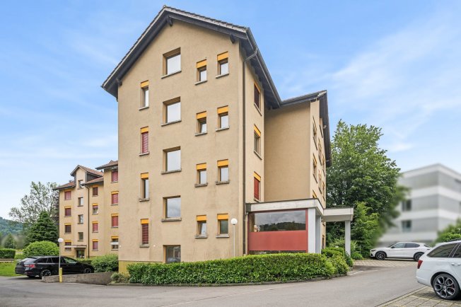 null rooms Office & Commercial for rent in Baar - image 1/1
