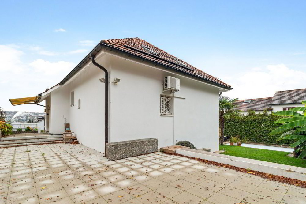 8 rooms House for rent in Zürich - image 1/13