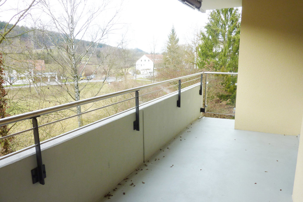 4 rooms Apartment for rent in Embrach - image 1/9