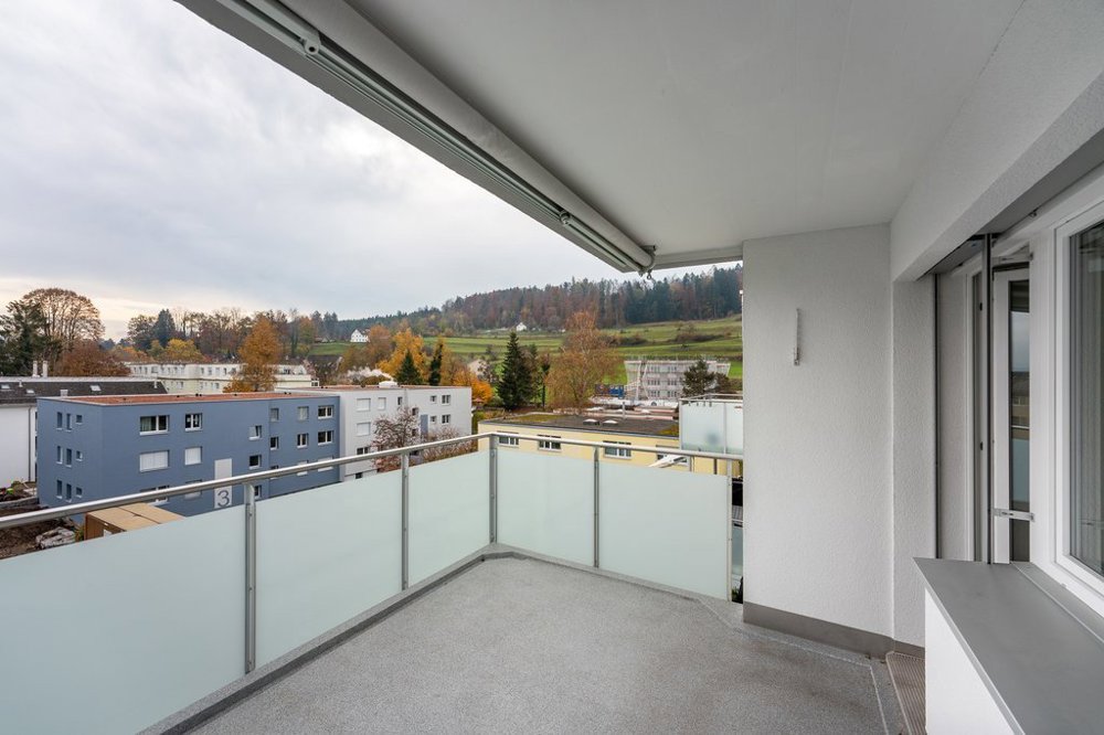 5.5 rooms Apartment for rent in Fällanden - image 1/6