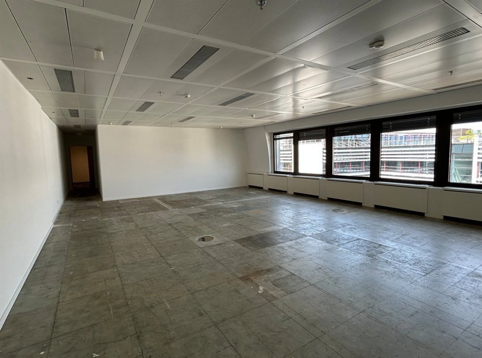 Bureau & Commerce null pièces à louer à Petit-Lancy - image 1/7